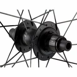 ZIPP 303 Firecrest® Carbon Tubeless Disc Center Lock Laufradsatz -Fulcrum-Laden 340769