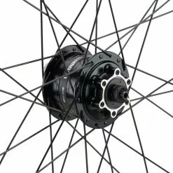 Bc Basic Urban Alivio Disc 6-Loch DT Swiss 466d 28" Laufradsatz 16 Bc Basic Urban Alivio Disc 6-Loch DT Swiss 466d 28" Laufradsatz -Fulcrum-Laden 399640