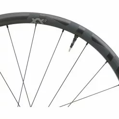 E-thirteen XCX Race IW24 Carbon Boost 29" Laufradsatz 13 E-thirteen XCX Race IW24 Carbon Boost 29" Laufradsatz -Fulcrum-Laden 400585