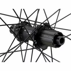 Dt-swiss HEC 1400 SPLINE 62 Carbon Disc Center Lock Hybrid 28" Laufradsatz -Fulcrum-Laden 437046